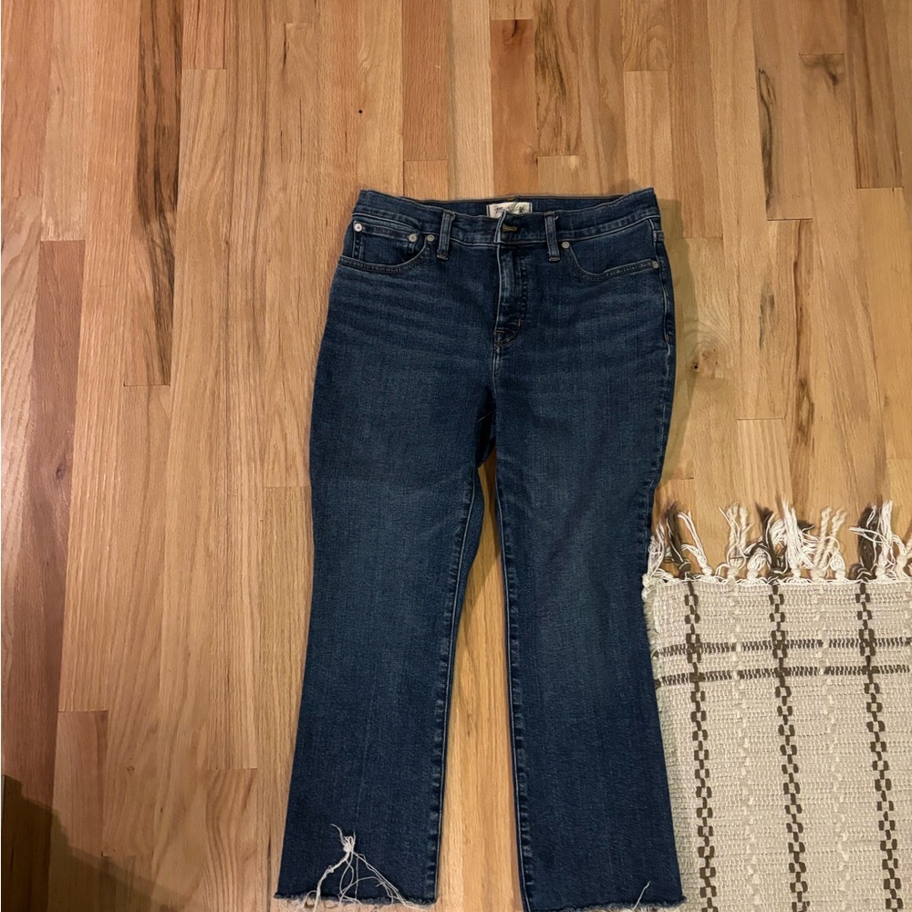 Madewell Midrise Kickout jeans